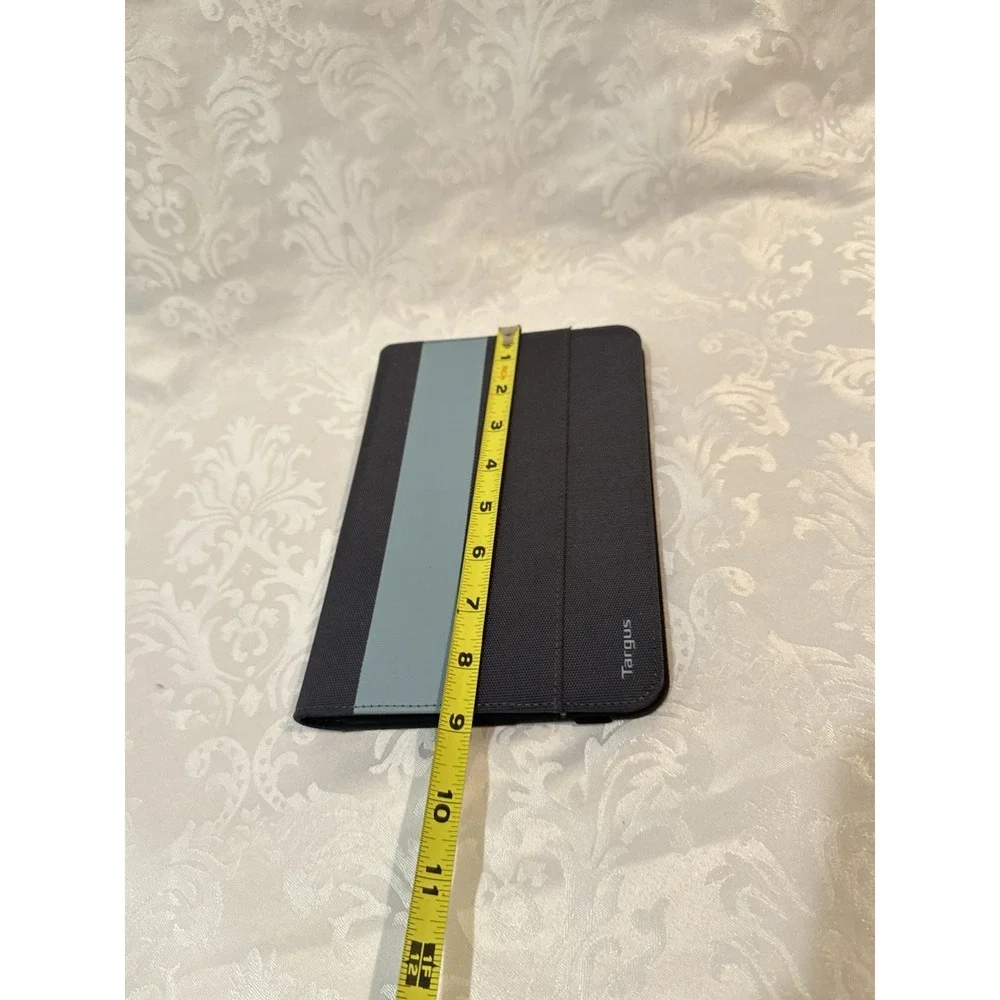 Targus Universal 8.5x5.5 Rotating Tablet Case